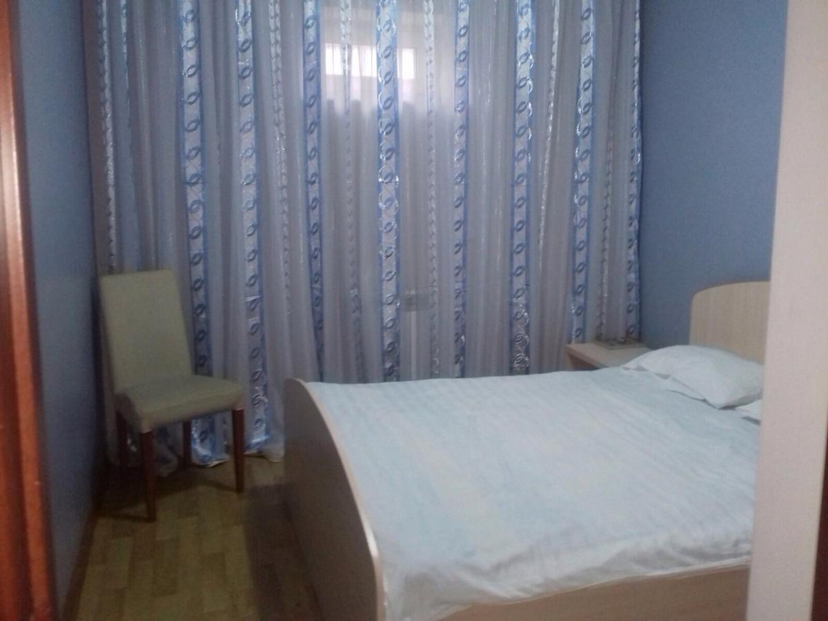 Hostel Ekonom Karagandy Buitenkant foto